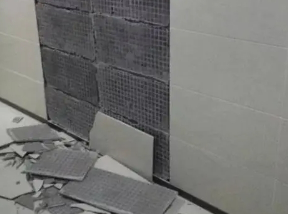 广汉瓷砖空鼓维修公司分享下广汉墙砖松动维修的知识